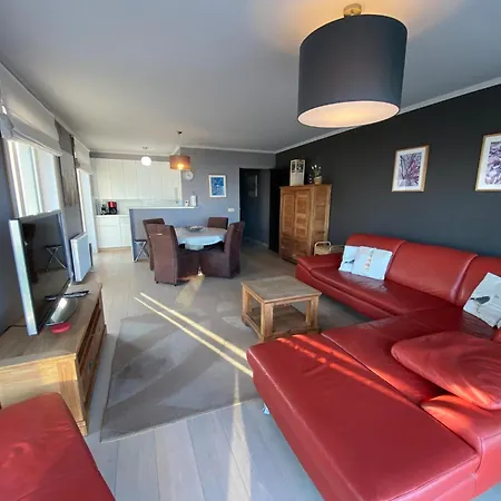Seawind 603 With Beautiful Sea Views